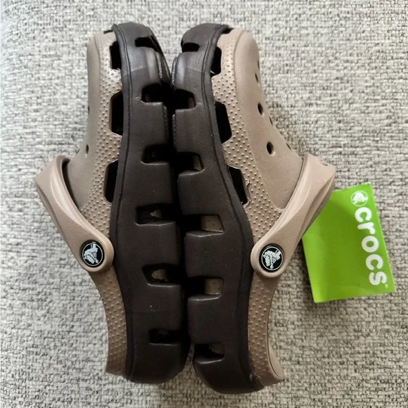 NWT Crocs Duet Sport Clogs - Picture 4 of 5